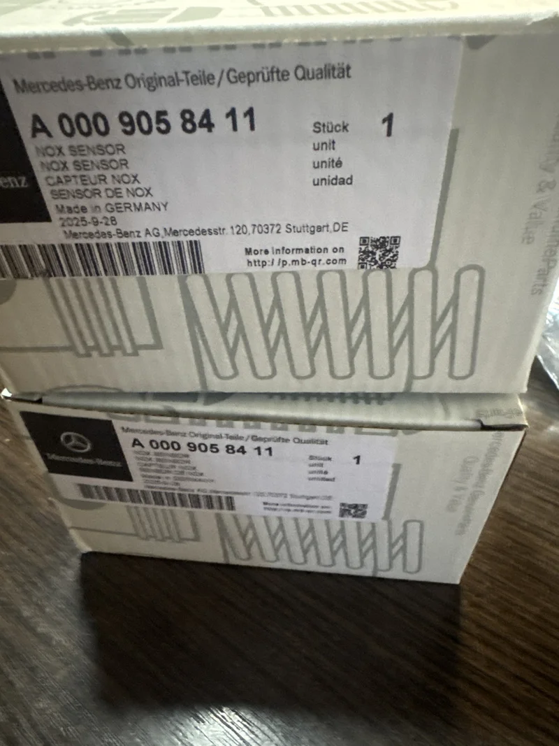 Новий оригінал датчик оксидів азоту NOX задній A0009053503 Mercedes-Benz A0009053503