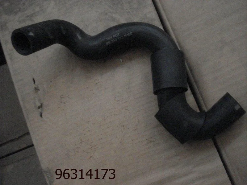 Патрубок радіатора Daewoo Matiz нижній 96314173 Daewoo 96314173