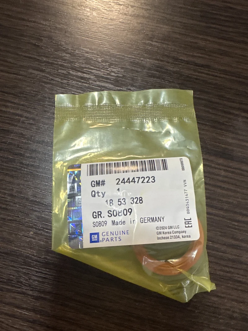 Сальник колінвала двигуна передній 24447223 Chevrolet 24447223