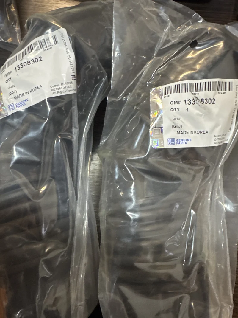 Повітропровід OEM 13308302 Opel 13308302