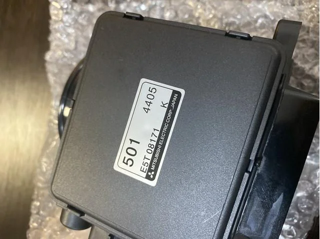 Датчик потоку (витрати) повітря, витратомір M.A.F. (Mass Airflow) E5T08171 Mitsubishi E5T08171