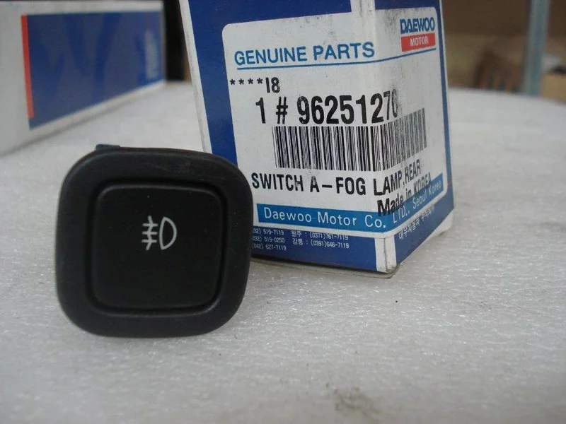 Кнопка туманок 96251276 Chevrolet 96251276