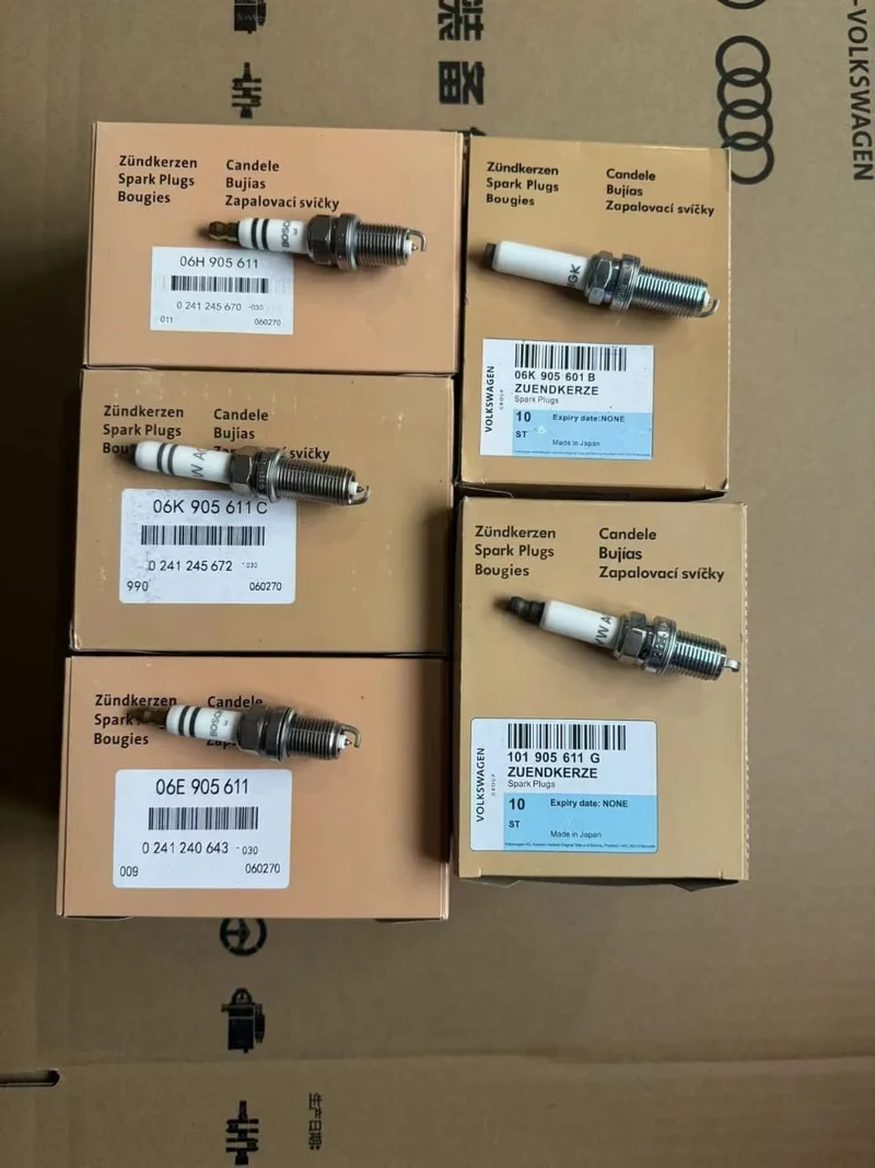 Свеча зажигания VAG 101905611G, новая оригинальная VAG 101905611G