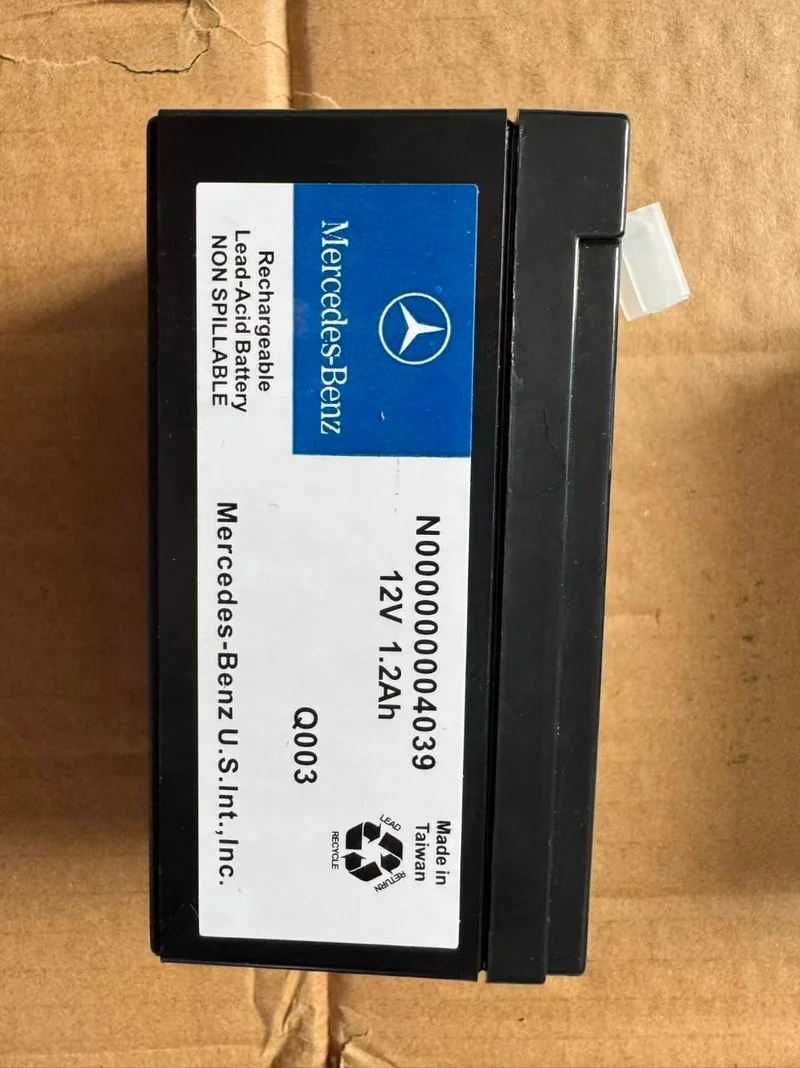 Акумулятор додатковий (буферний) 12V 1.2Ah Mercedes-Benz N000000004039 Mercedes-Benz N000000004039