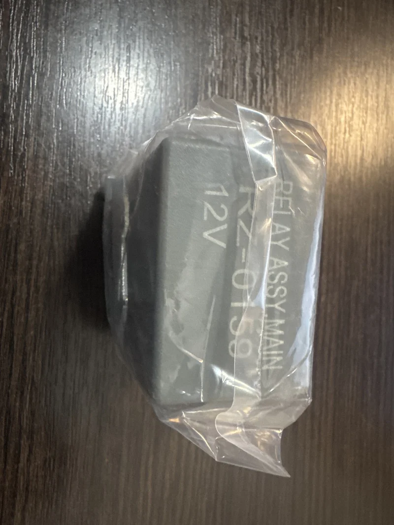Реле электробензонасоса TOYOTA RZ0159, новое оригинальное Toyota RZ0159