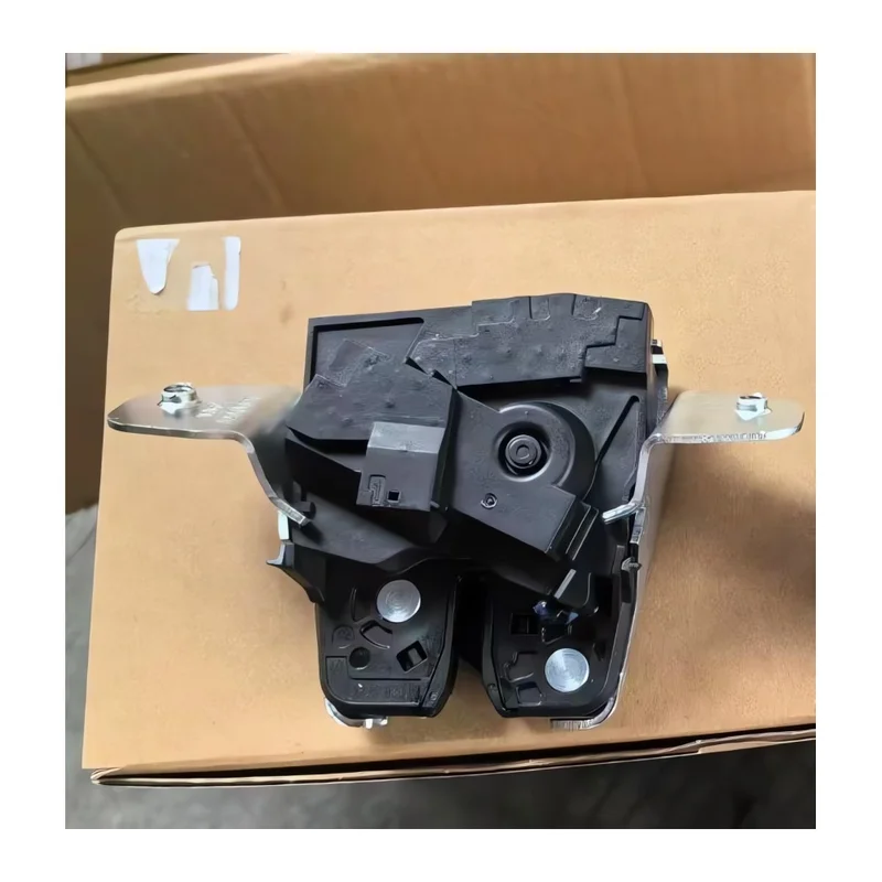 Привід замка кришки багажника Tesla Model S/X 2016-2018 6006654-00-B (Aftermarket)  6006654-00-B