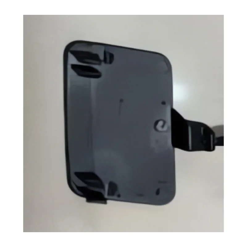 Заглушка буксировочной проушины Tesla Model S Plaid 2022 1565572-00-B (Aftermarket)  1565572-00-B