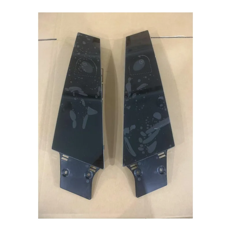 Скло B-стійки праве Tesla Model S Plaid 2022 1751531-00-D (Оригінал) Tesla 1751531-00-D