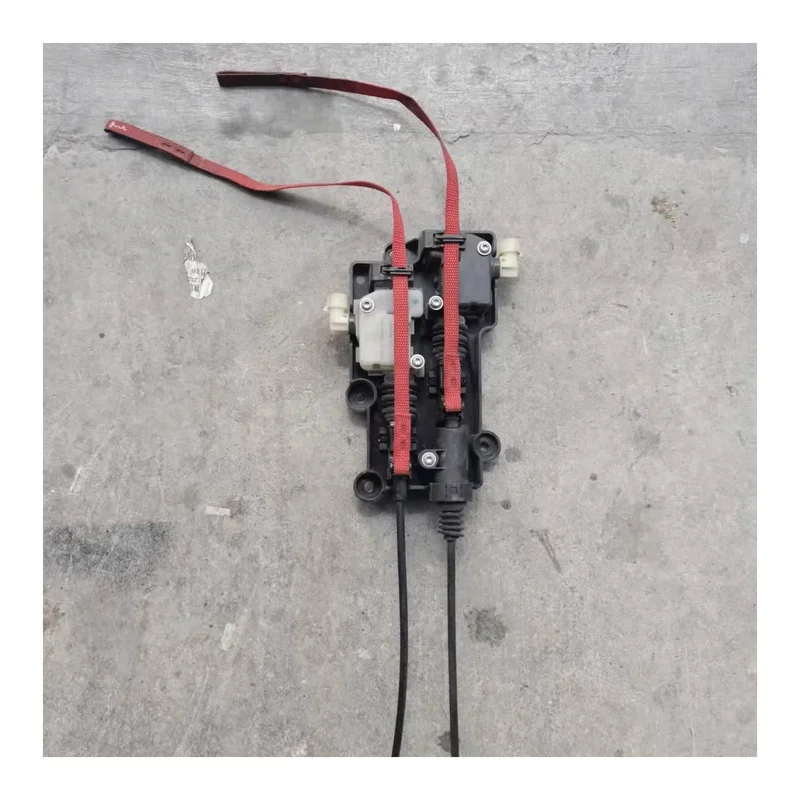 Мотор замка переднего багажника (frunk) Tesla Model X 2016-2019 1057991-00-E (Aftermarket) 1057991-00-E