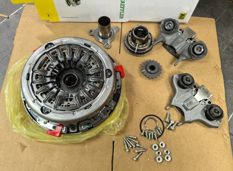 LUK Повний комплект зчеплення новий оригінал Ford 602000800 Ford 602000800/KTFA6P7C601AC