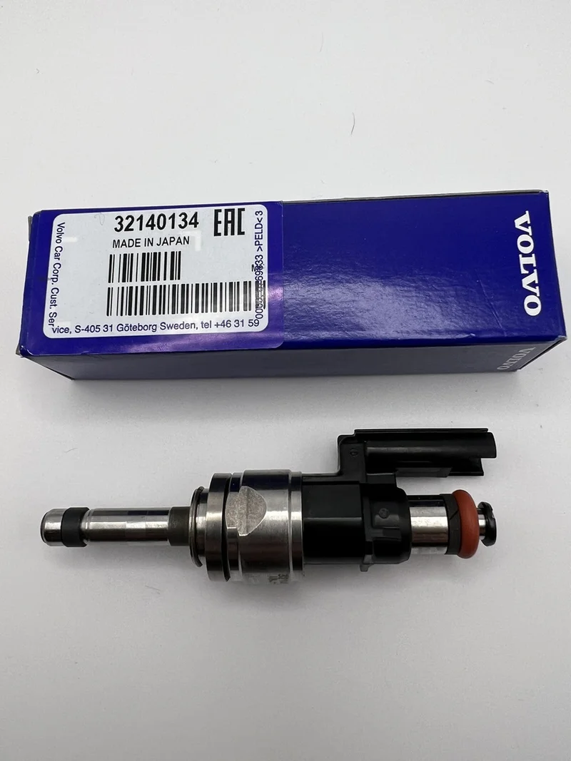 Форсунка паливна Volvo XC90 XC60 S80 32140007 Volvo 32140007