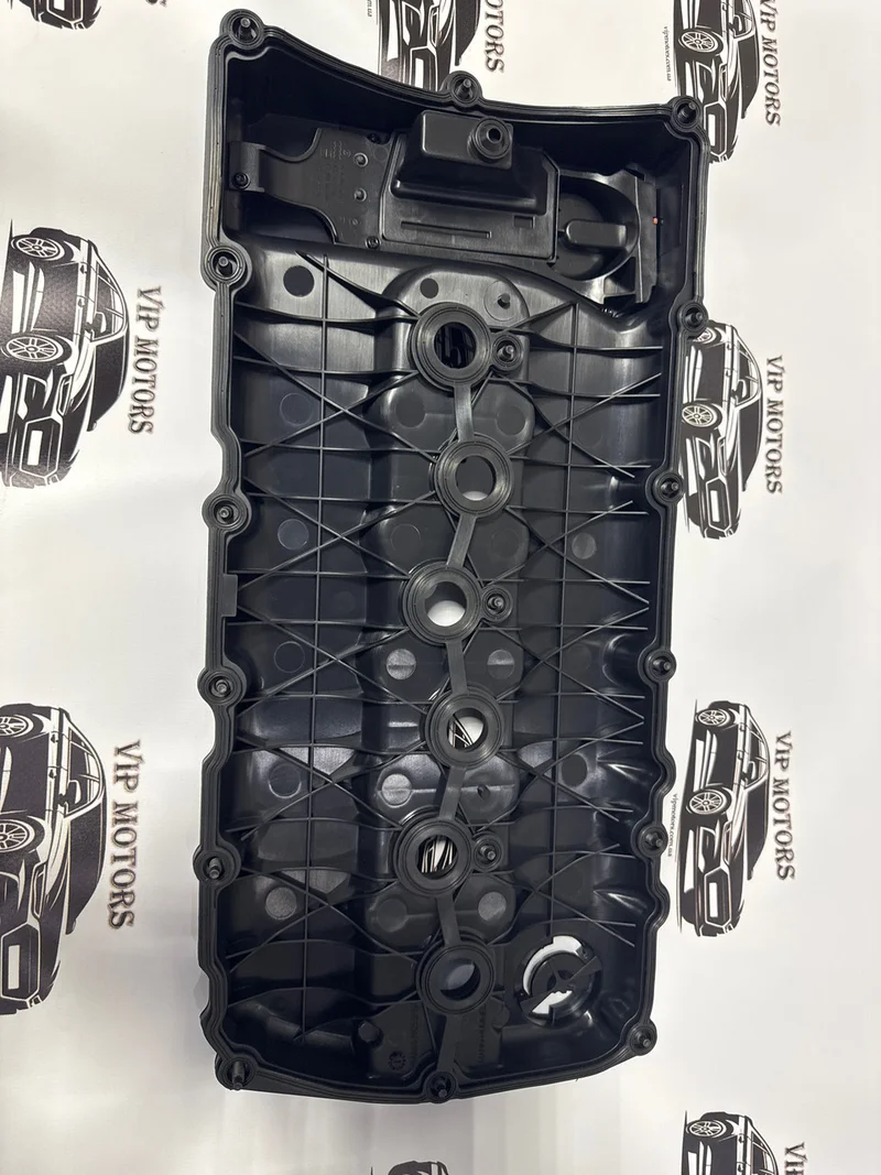 03H103429L крышка клапанная Porsche Cayenne 957/958 с прокладкой, m55.02 Volkswagen 03H103429L