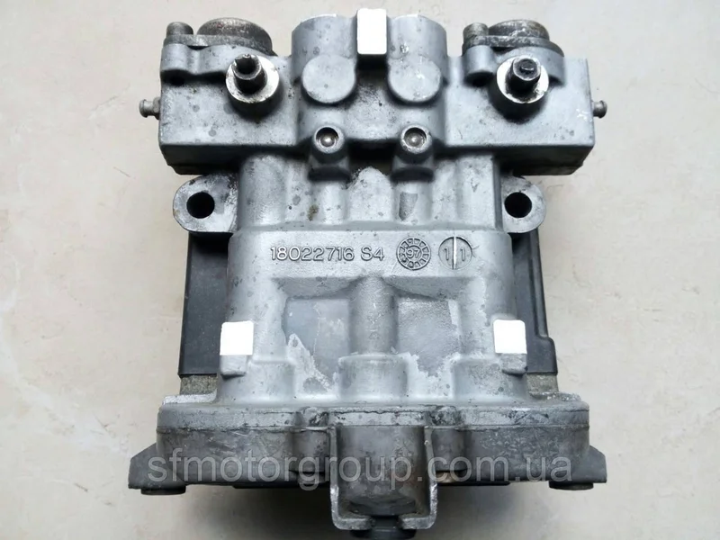 Соленойд модулятора абс 18021955 Chevrolet 18021955