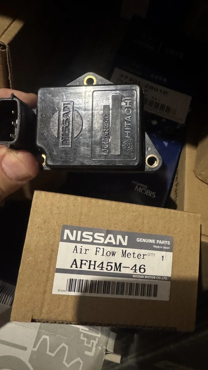 Датчик витрати повітря AFH45M46 Nissan AFH45M46