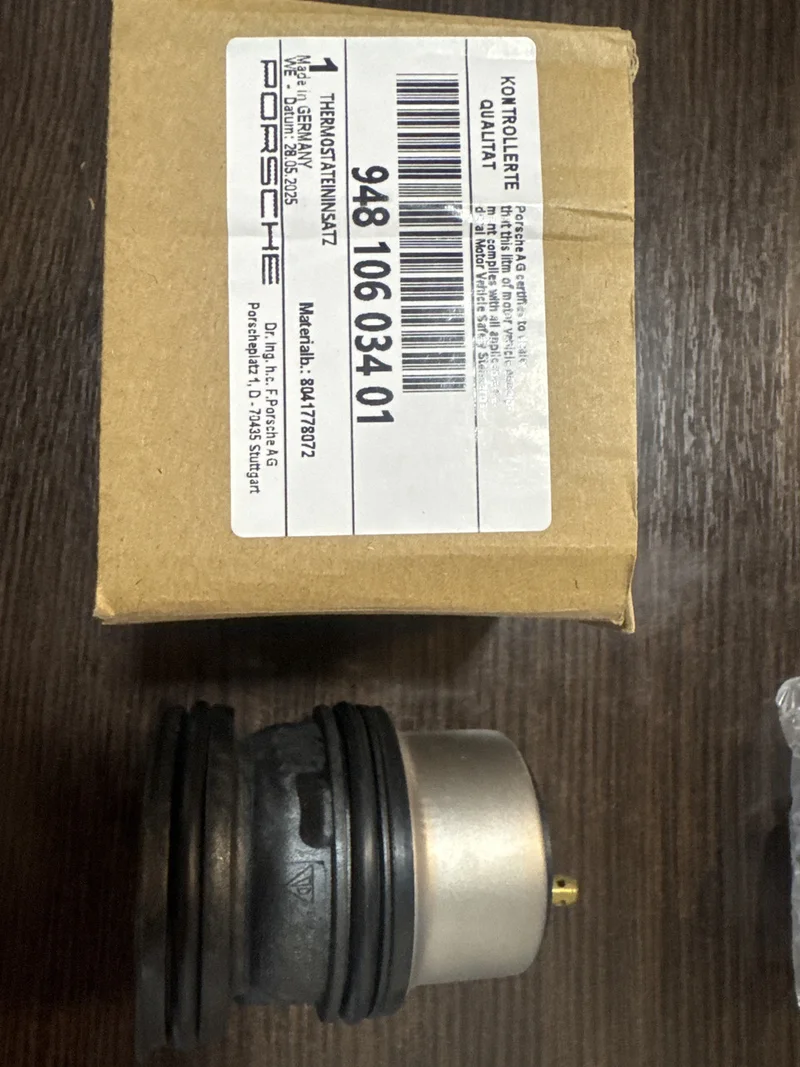 Новий Термостат porsche panamera 10-16 94810603401 Porsche 94810603401
