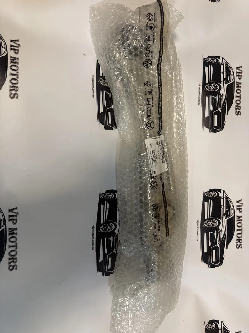 Важіль підвіски нижній правий (поперечний) Audi Q7 4M / Q8 / Porsche Cayenne 4M0407152F Porsche 4M0407152F